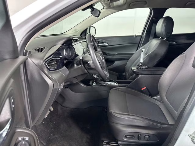 2021 Summit White Buick Encore GX Preferred FWD SUV