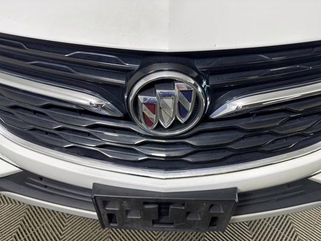 2021 Summit White Buick Encore GX Preferred FWD SUV
