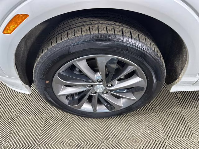 2023 White Frost Tricoat Buick Encore GX Select AWD SUV