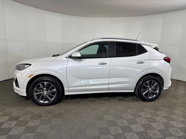 2023 White Frost Tricoat Buick Encore GX Select AWD SUV