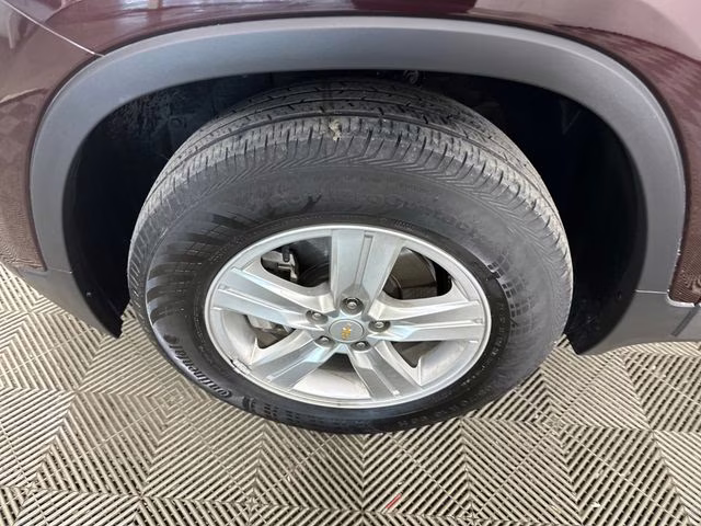 2022 Black Cherry Metallic Chevrolet Trax LT AWD SUV