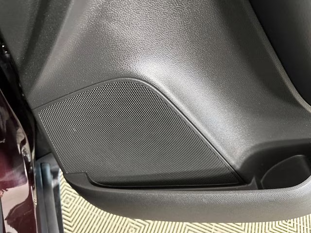 2022 Black Cherry Metallic Chevrolet Trax LT AWD SUV