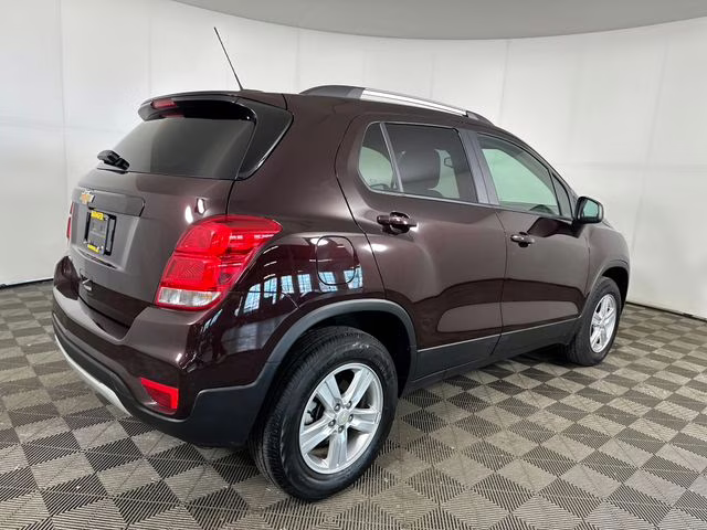 2022 Black Cherry Metallic Chevrolet Trax LT AWD SUV
