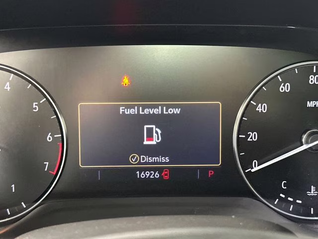 2022 Summit White Buick Envision Preferred FWD SUV