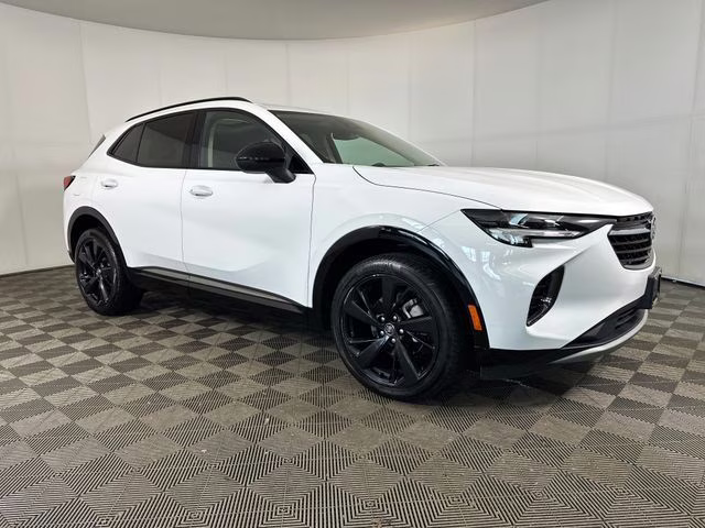 2022 Summit White Buick Envision Preferred FWD SUV