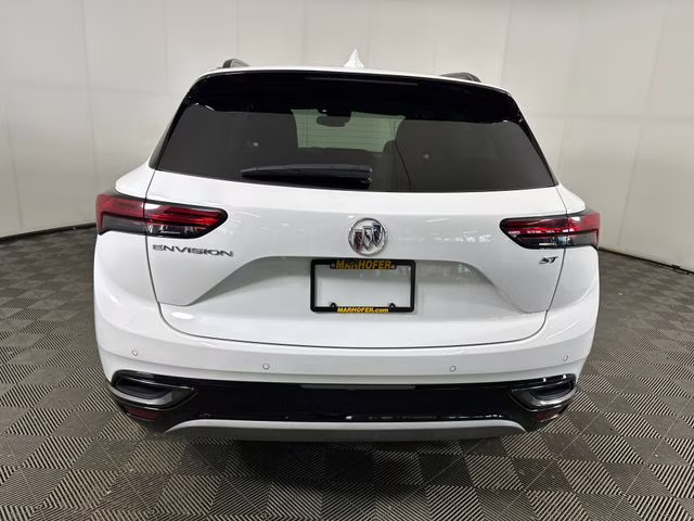2022 Summit White Buick Envision Preferred FWD SUV