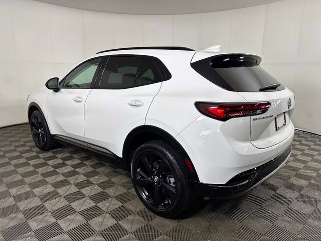 2022 Summit White Buick Envision Preferred FWD SUV
