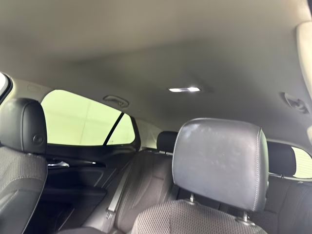2022 Summit White Buick Envision Preferred FWD SUV