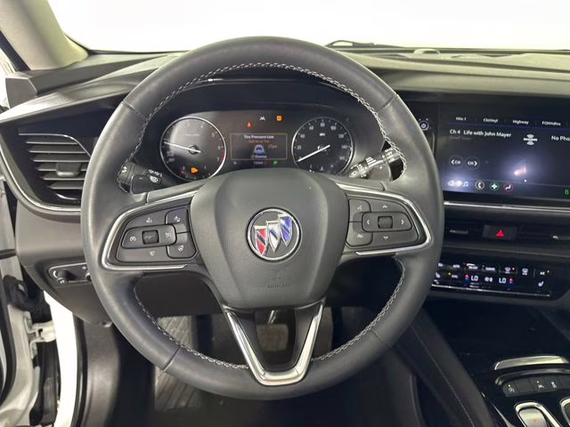 2022 Summit White Buick Envision Preferred FWD SUV