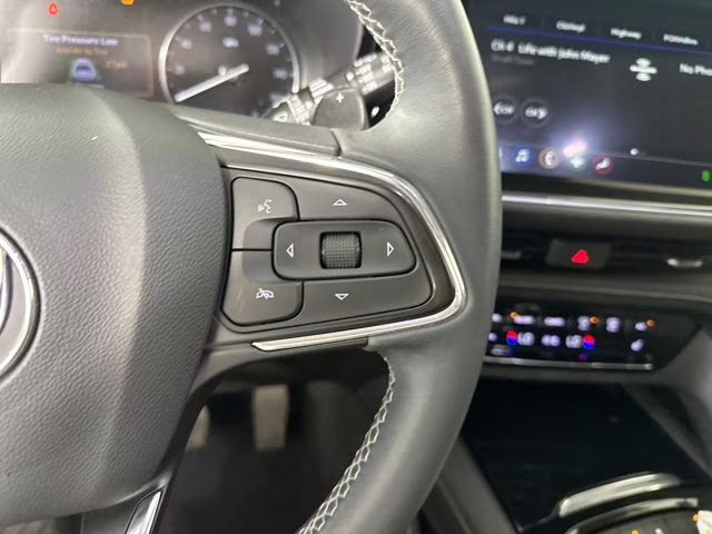 2022 Summit White Buick Envision Preferred FWD SUV
