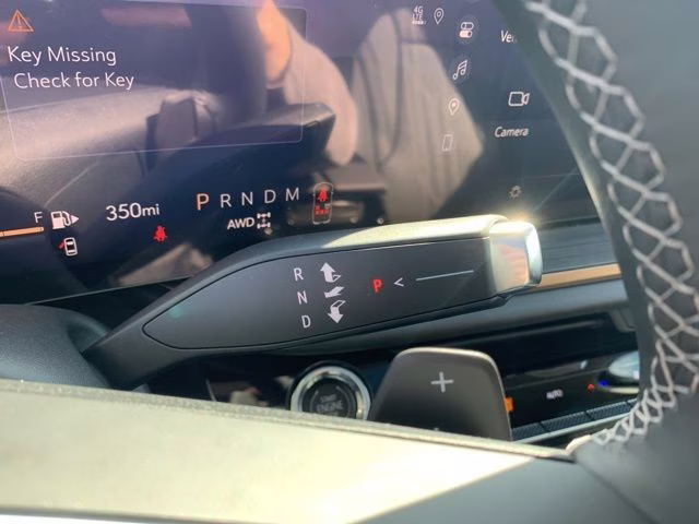 2026 Iridescent White Tricoat Buick Envision Avenir AWD SUV