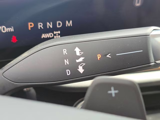 2026 Iridescent White Tricoat Buick Envision Avenir AWD SUV