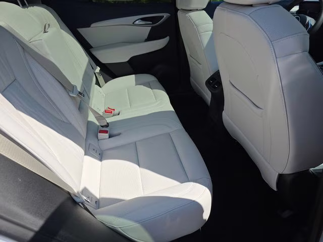 2026 Iridescent White Tricoat Buick Envision Avenir AWD SUV