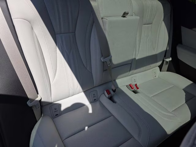 2026 Iridescent White Tricoat Buick Envision Avenir AWD SUV