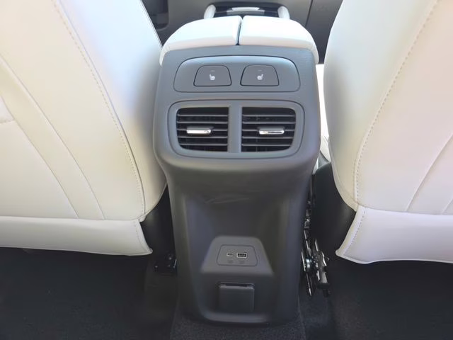 2026 Iridescent White Tricoat Buick Envision Avenir AWD SUV