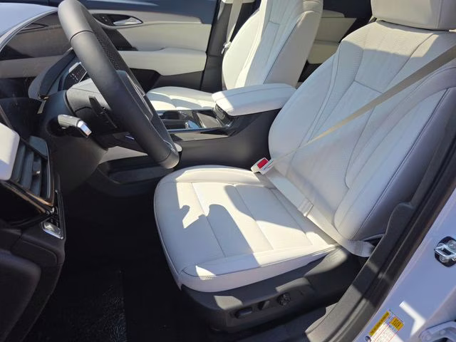 2026 Iridescent White Tricoat Buick Envision Avenir AWD SUV