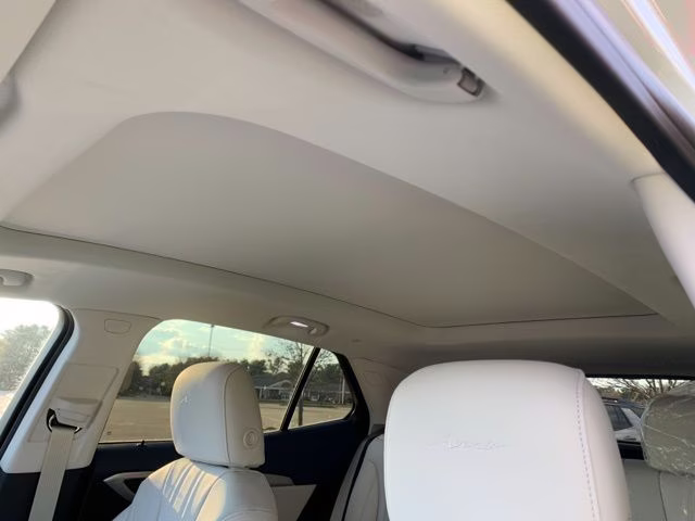 2026 Iridescent White Tricoat Buick Envision Avenir AWD SUV