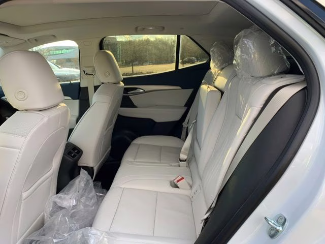 2026 Iridescent White Tricoat Buick Envision Avenir AWD SUV