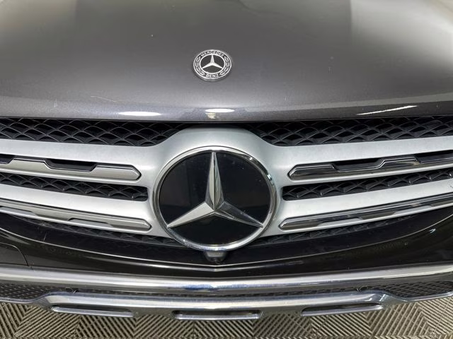 2020 designo Selenite Gray Magno Metallic Mercedes-Benz GLC GLC 300 SUV