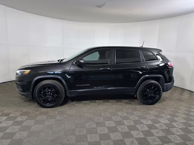 2020 Diamond Black Crystal Pearlcoat Jeep Cherokee Sport 4X4 SUV