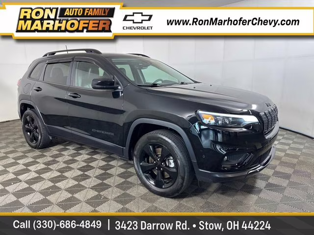 2023 Diamond Black Crystal Pearlcoat Jeep Cherokee Altitude 4X4 SUV