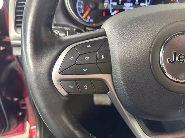 2021 Velvet Red Pearlcoat Jeep Grand Cherokee Laredo X 4X4 SUV