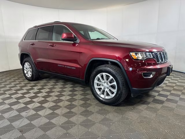 2021 Velvet Red Pearlcoat Jeep Grand Cherokee Laredo X 4X4 SUV