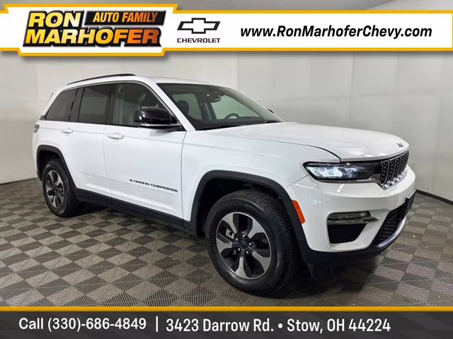 2023 Bright White Clearcoat Jeep Grand Cherokee 4xe 4X4 SUV