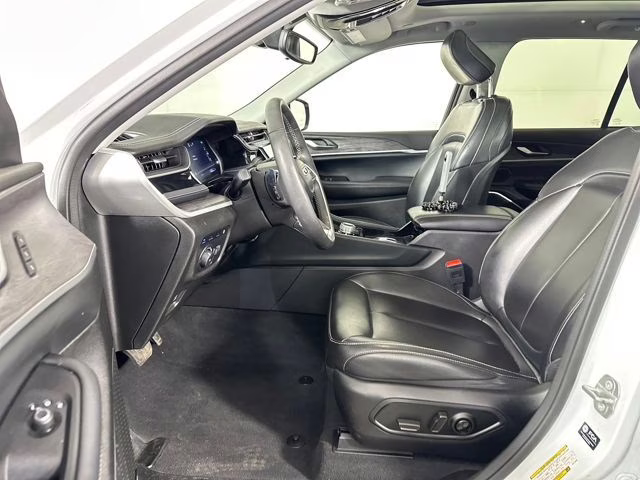 2023 Bright White Clearcoat Jeep Grand Cherokee 4xe 4X4 SUV