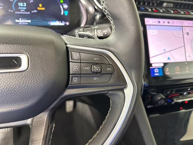 2023 Bright White Clearcoat Jeep Grand Cherokee 4xe 4X4 SUV