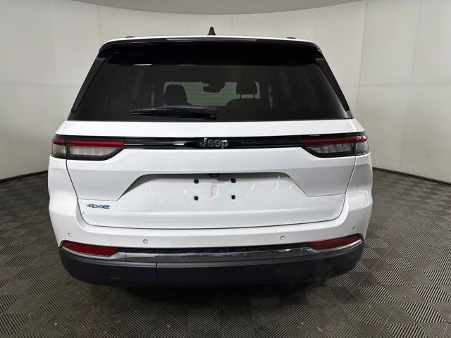 2023 Bright White Clearcoat Jeep Grand Cherokee 4xe 4X4 SUV
