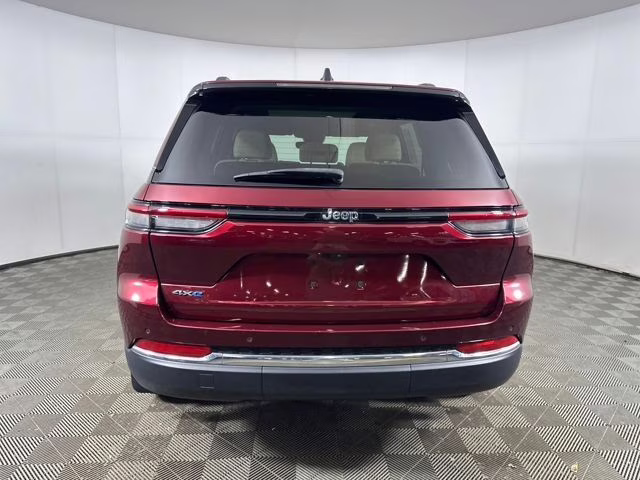 2022 Velvet Red Pearlcoat Jeep Grand Cherokee 4xe 4X4 SUV