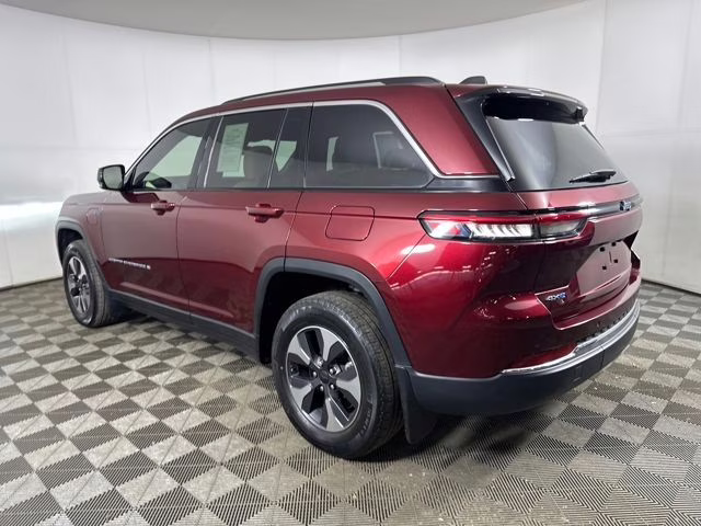 2022 Velvet Red Pearlcoat Jeep Grand Cherokee 4xe 4X4 SUV