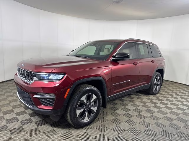 2022 Velvet Red Pearlcoat Jeep Grand Cherokee 4xe 4X4 SUV