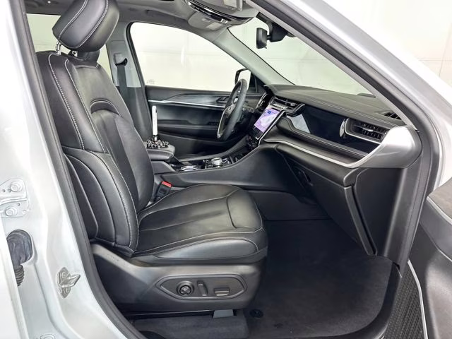 2022 Bright White Clearcoat Jeep Grand Cherokee 4xe 4X4 SUV
