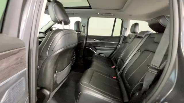 2023 Baltic Gray Metallic Clearcoat Jeep Grand Cherokee 4xe 4X4 SUV