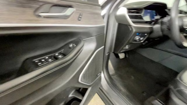 2023 Baltic Gray Metallic Clearcoat Jeep Grand Cherokee 4xe 4X4 SUV