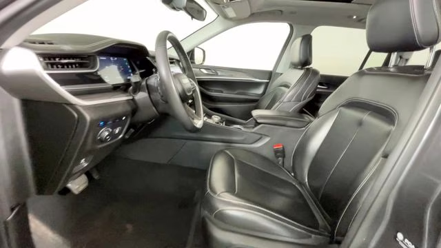 2023 Baltic Gray Metallic Clearcoat Jeep Grand Cherokee 4xe 4X4 SUV