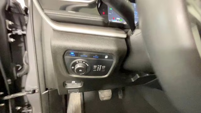 2023 Baltic Gray Metallic Clearcoat Jeep Grand Cherokee 4xe 4X4 SUV
