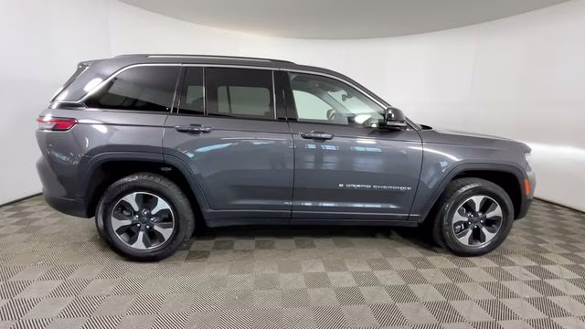 2023 Baltic Gray Metallic Clearcoat Jeep Grand Cherokee 4xe 4X4 SUV