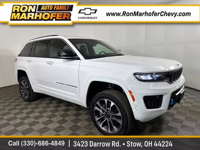 2023 Bright White Clearcoat Jeep Grand Cherokee Overland 4xe 4X4 SUV
