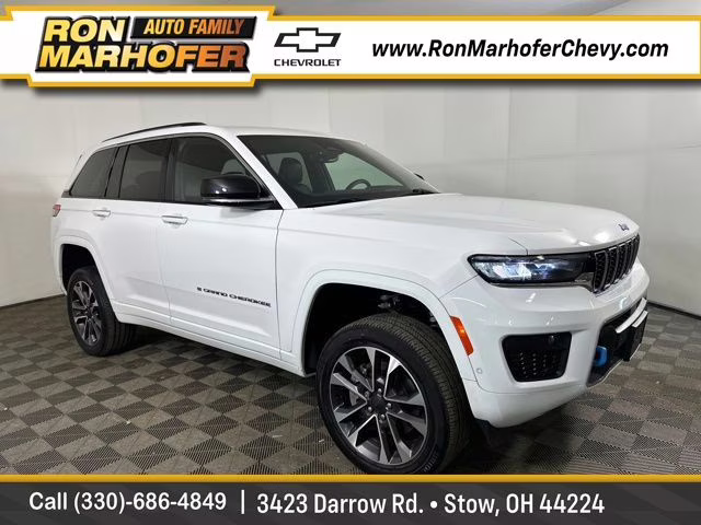 2023 Bright White Clearcoat Jeep Grand Cherokee Overland 4xe 4X4 SUV