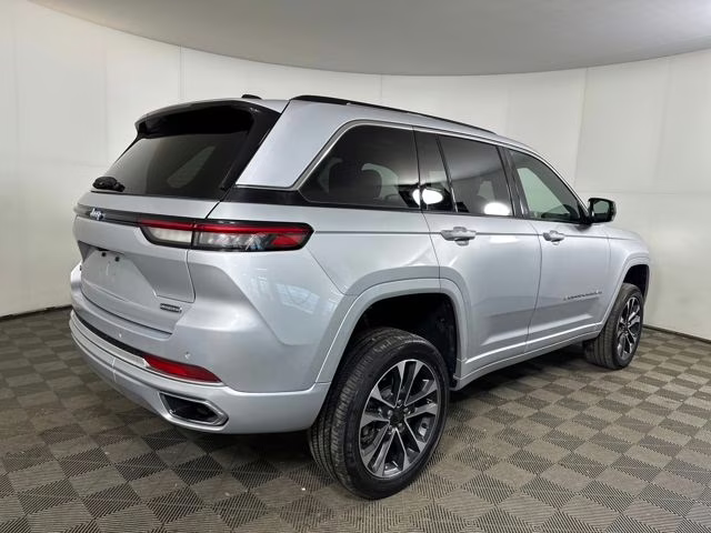 2023 Silver Zynith Jeep Grand Cherokee Overland 4xe 4X4 SUV