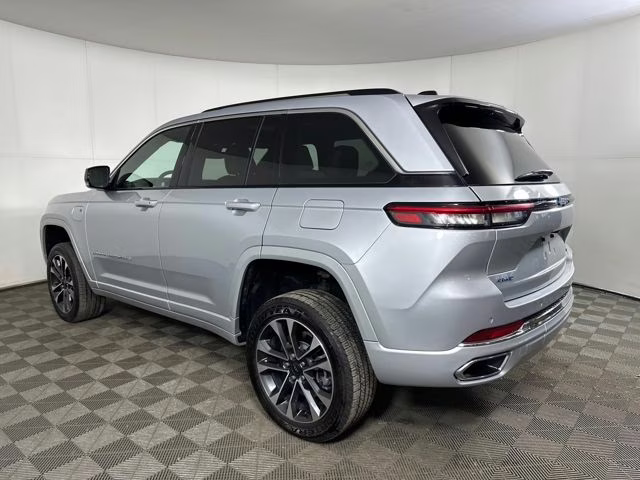 2023 Silver Zynith Jeep Grand Cherokee Overland 4xe 4X4 SUV