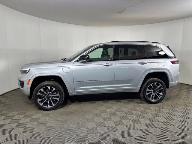 2023 Silver Zynith Jeep Grand Cherokee Overland 4xe 4X4 SUV