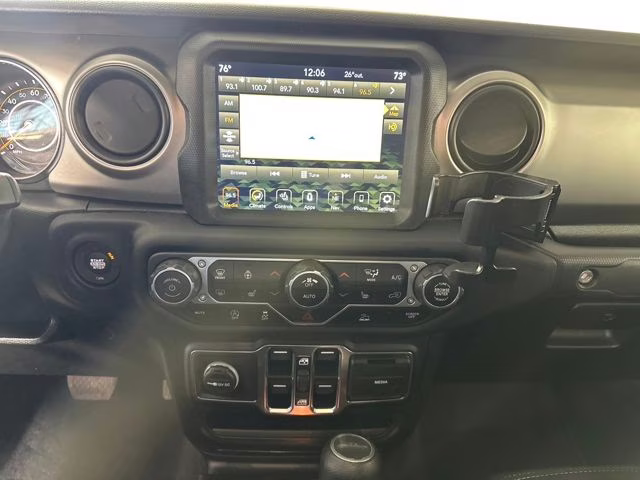 2021 Snazzberry Pearlcoat Jeep Gladiator Sport 4X4 Truck