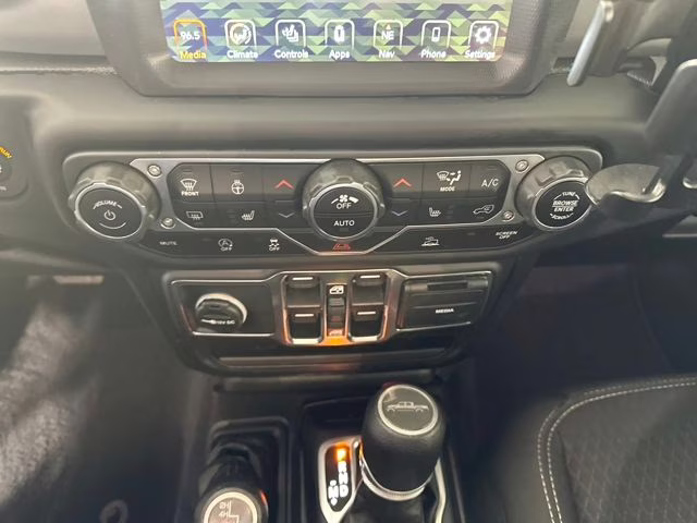 2021 Snazzberry Pearlcoat Jeep Gladiator Sport 4X4 Truck