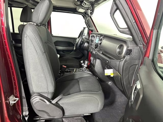 2021 Snazzberry Pearlcoat Jeep Gladiator Sport 4X4 Truck