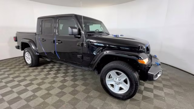 2023 Black Clearcoat Jeep Gladiator Sport S 4X4 Truck