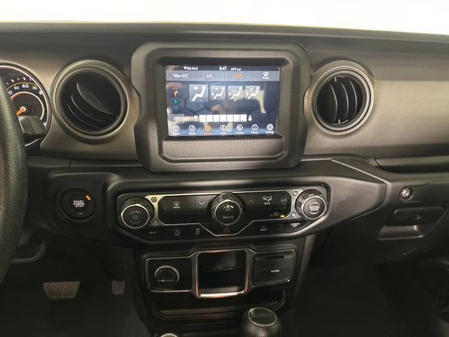 2022 Granite Crystal Metallic Clearcoat Jeep Gladiator Sport 4X4 Truck